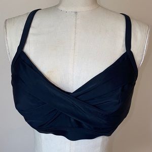 ATHLETA 36 B/C black sports bra X back w/ adjustable straps